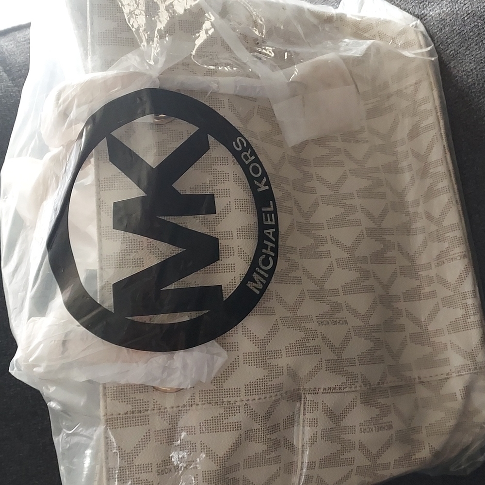 Micheal kors tote bag